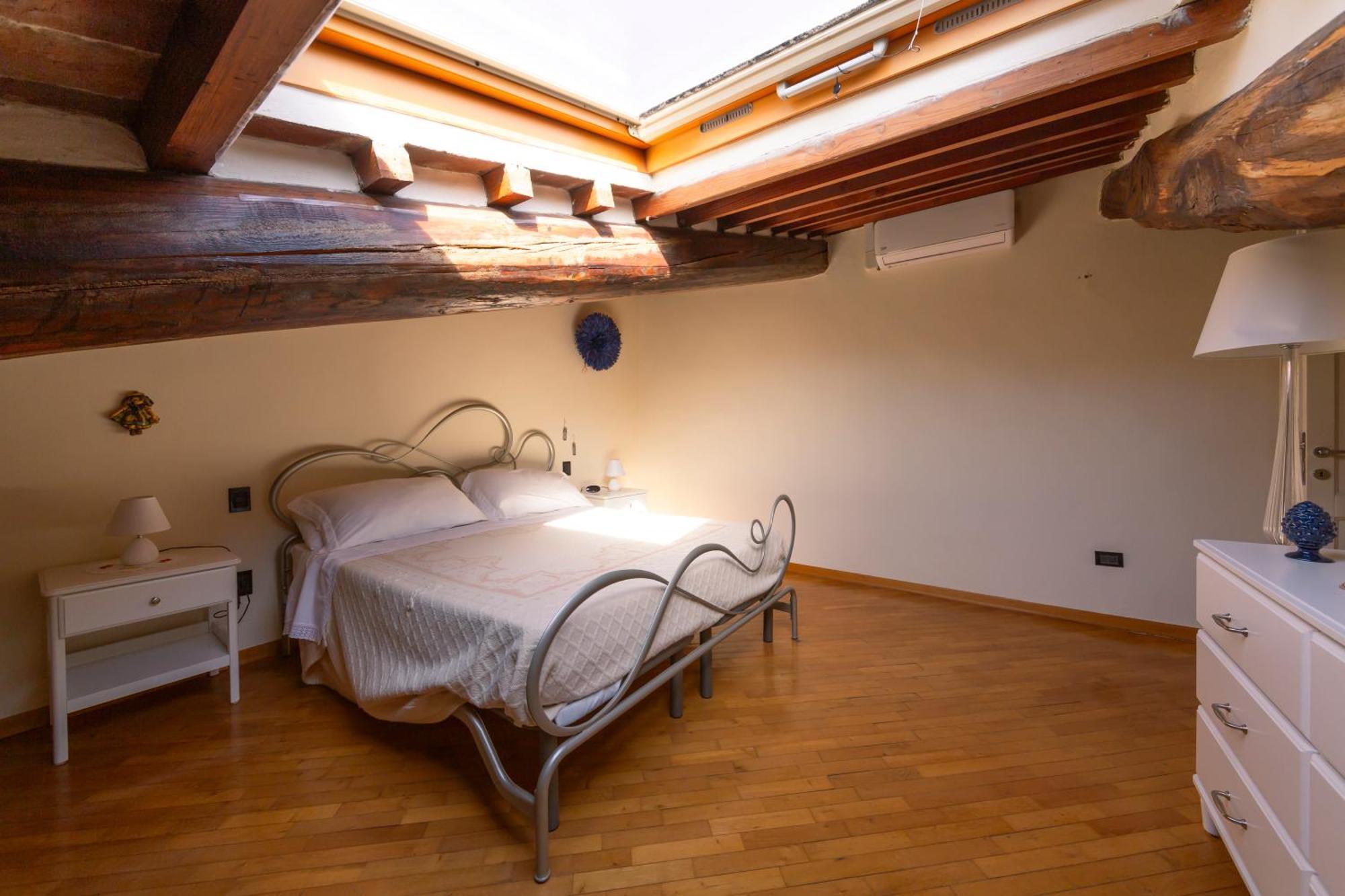 Loft Elegance Apartment Pistoia Bagian luar foto